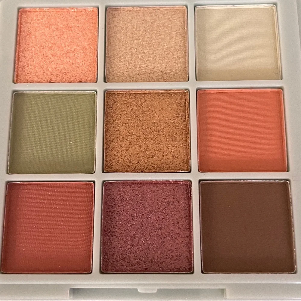 Glowcore Mystic Earth Eyeshadow Palette - New In Box